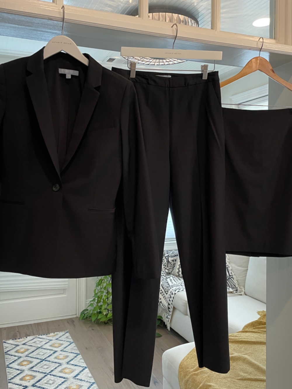 ANTONIO MELANI Black Womens Pantsuit Jacket and Trousers